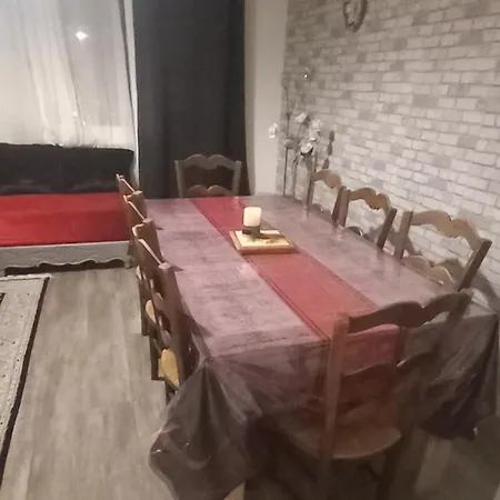T5 Pouvant Accueillir 8 Personnes Apartman *