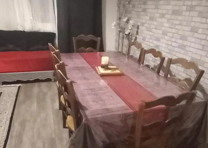 T5 Pouvant Accueillir 8 Personnes דירה *